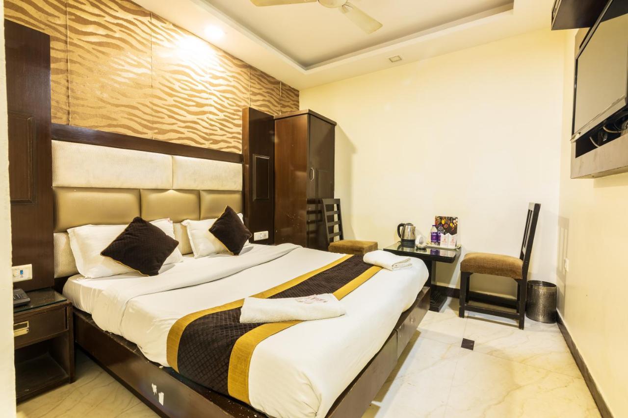 Hotel Grand Shyam- In Front Of New Delhi Railway Station-Couple Friendly 新德里 外观 照片