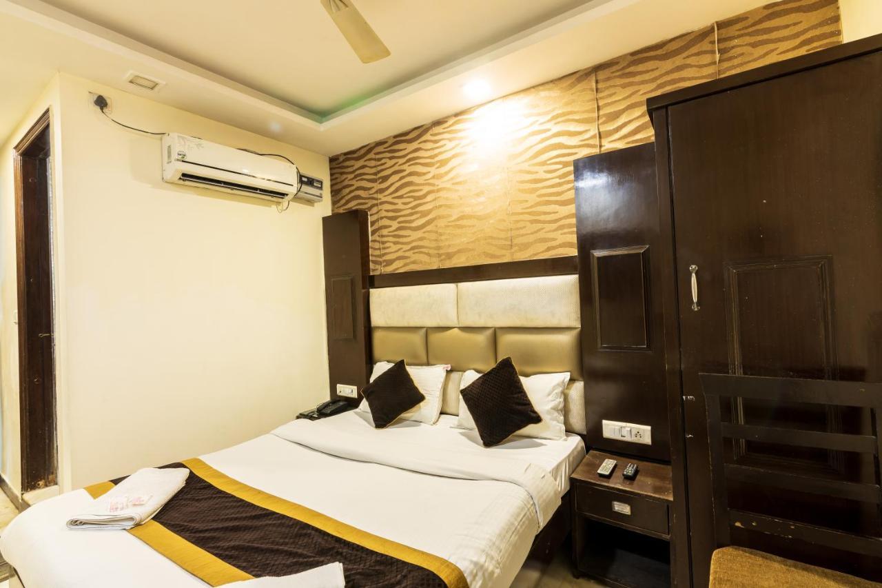 Hotel Grand Shyam- In Front Of New Delhi Railway Station-Couple Friendly 新德里 外观 照片