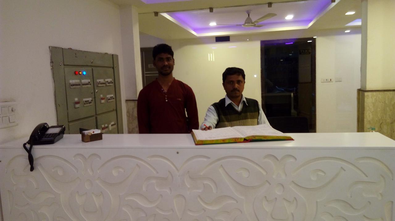 Hotel Grand Shyam- In Front Of New Delhi Railway Station-Couple Friendly 新德里 外观 照片